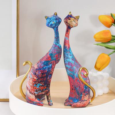 Nordic Creative Oil Painting Cat Sculpture Decorative Ornament Resin Art Decor Home Bedroom Living Room Decoration Sculpture