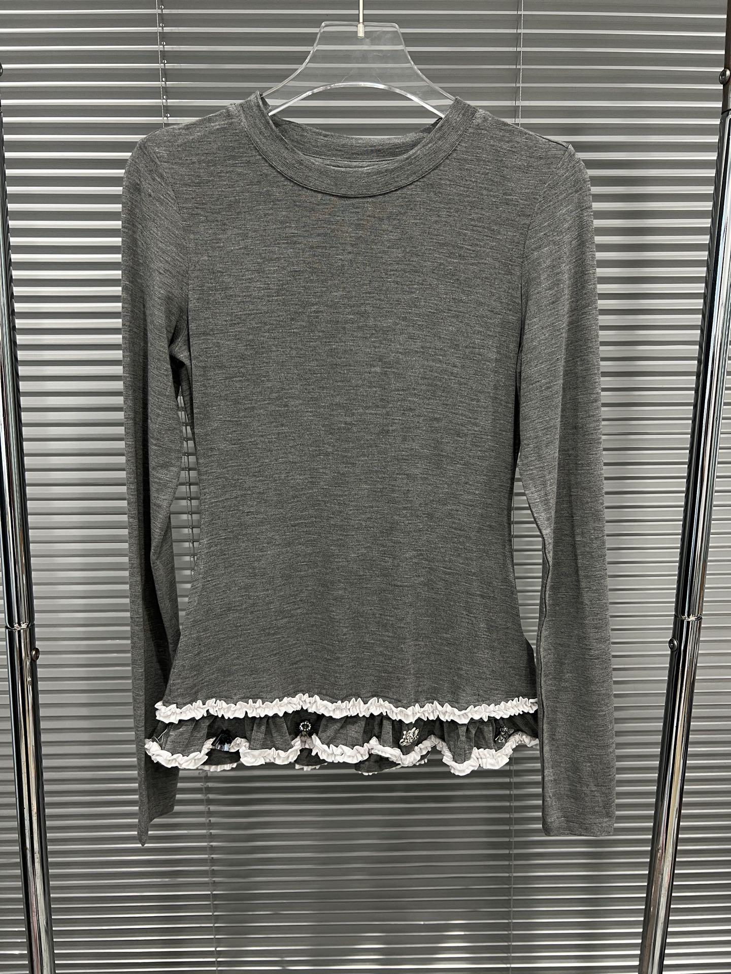 2025 Autumn/Winter Women s Grey Lace Trim Round Neck Long Sleeve Knit T-shirt & Camisole Set Medium