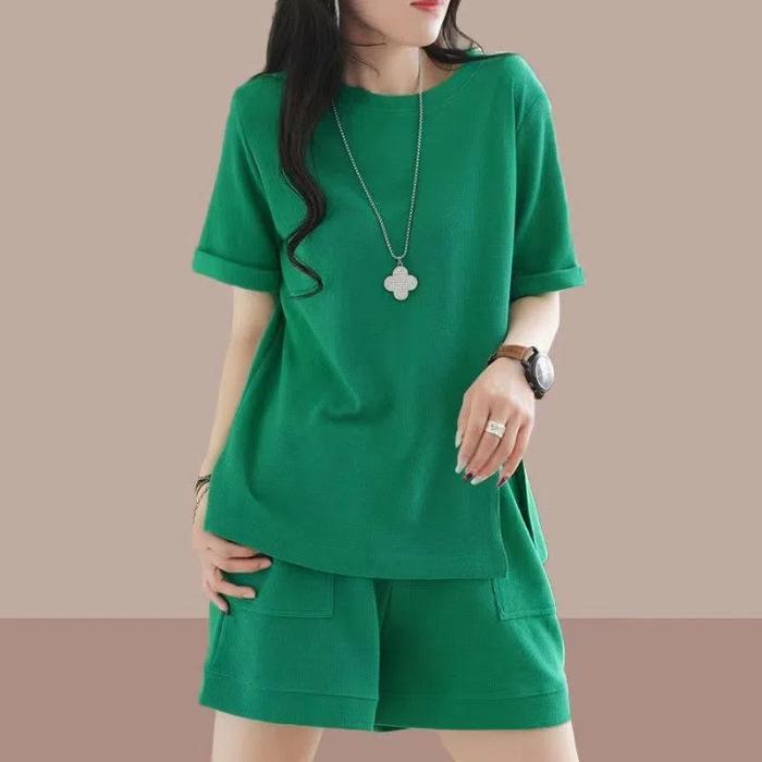 Women's 2 Piece Outfit Short Sleeve T Shirt And Shorts Set Loose Fit Solid Color Casual Summer Tracksuit