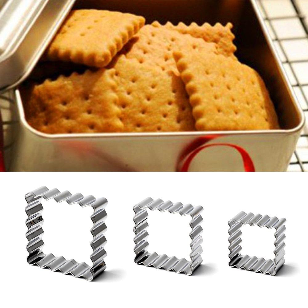6Pcs Stainless Steel Blessing Frame Biscuit Mold Wave Cookie Cutter Kindergarten