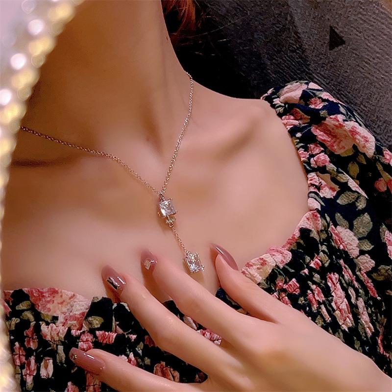 Sleek Square Cubic Zirconia Pendant Necklace: Trendy Minimalist Fashion