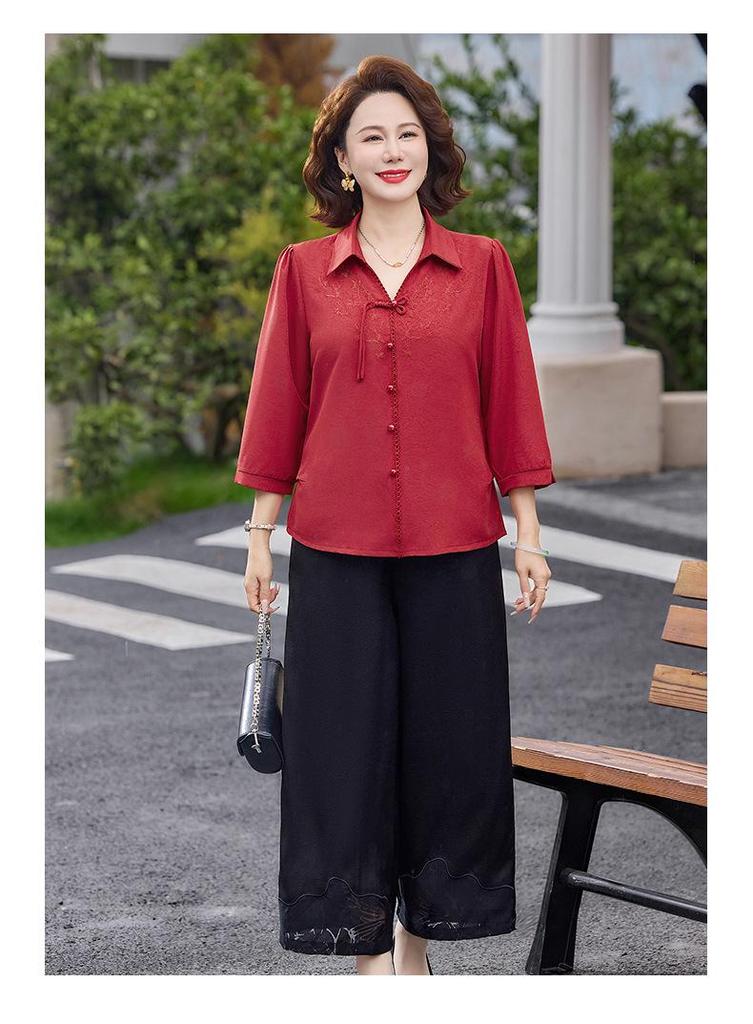 Middle-aged Mom's Casual Three-Quarter Sleeve Top - 2026 New Style