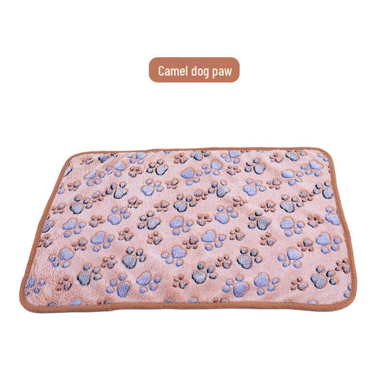 "Super Soft Flannel Pet Blanket with Footprint Design for Dogs and Cats"