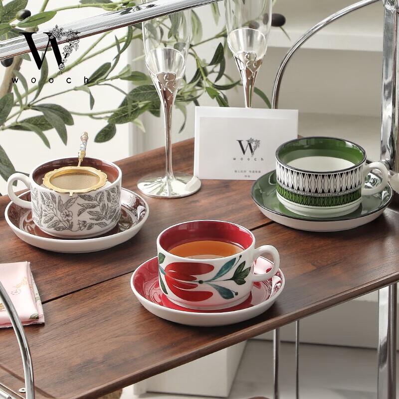 WOOCH Elegantes Keramik-Tassen- und Untertassen-Geschenkset