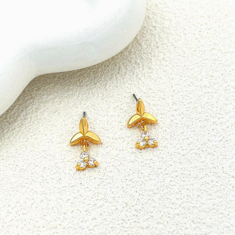Manufacturer S Supply Korean-Style Gentle And Exquisite Versatile Design Earrings And Earrings Are In Stock. золотой