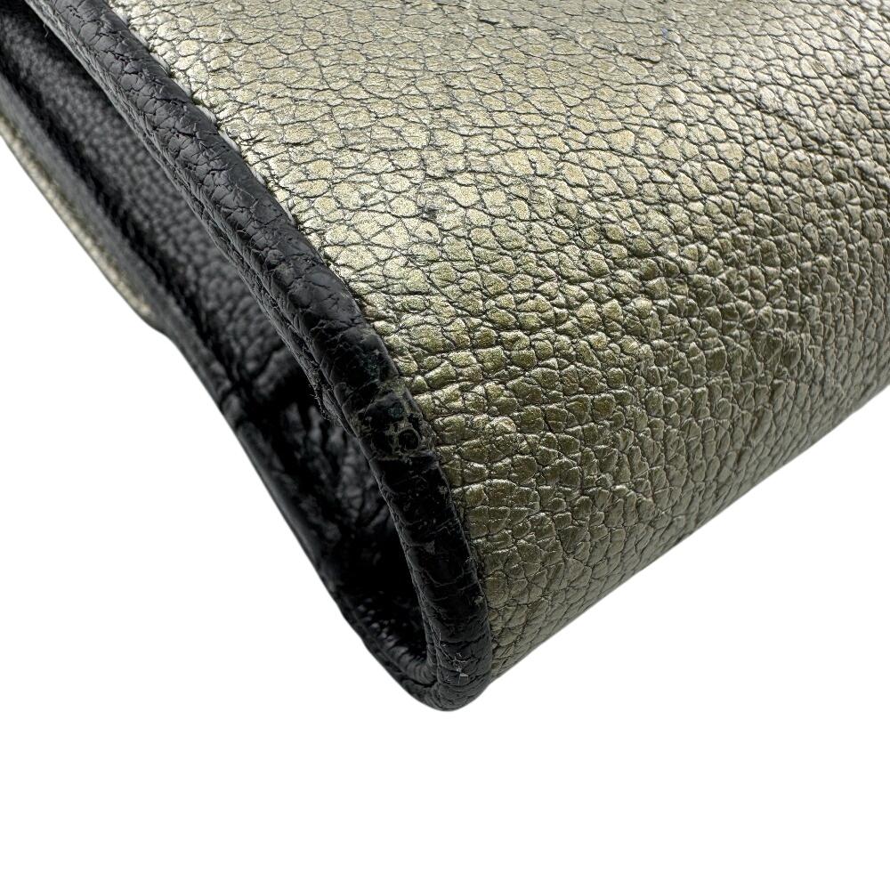 CHANEL quilting Bicolole leather Purse Silver leather Used