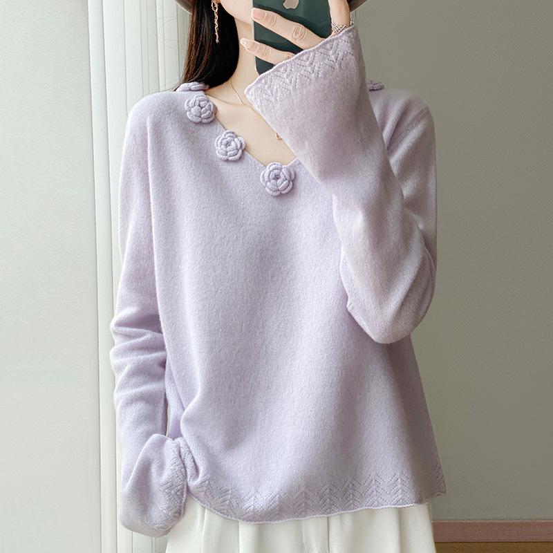 Designer 3D Flower Bell Sleeve V-Neck Sweater, Pure Wool, Enhances Skin Tone, Autumn/Winter Fashion for Women