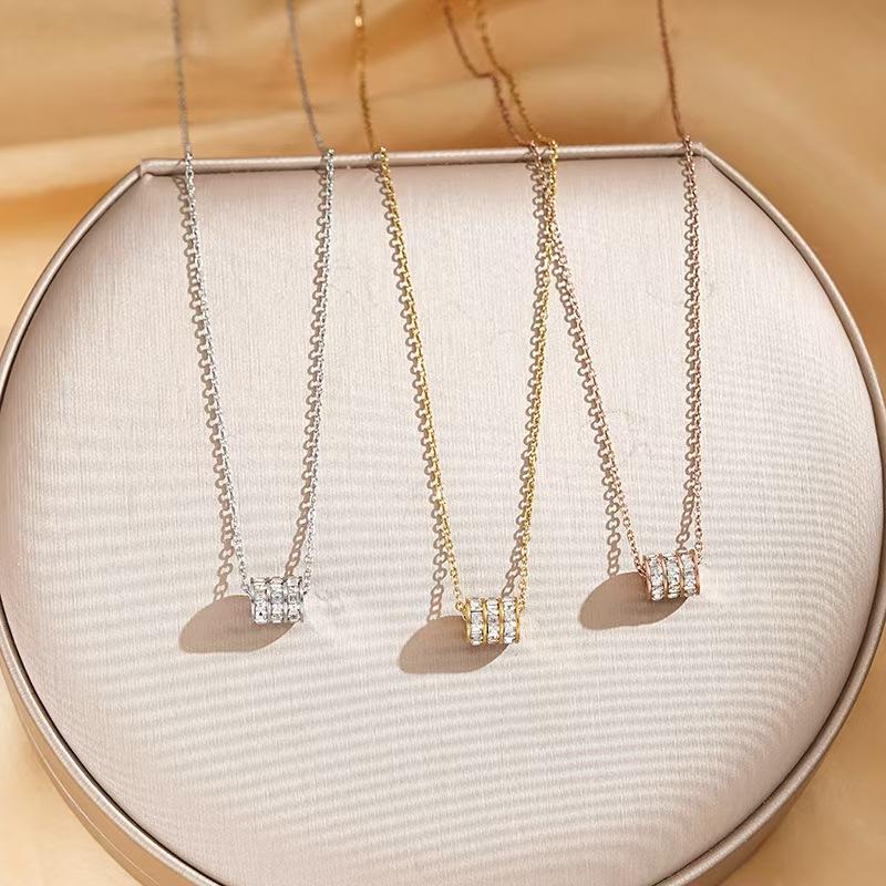 Collana con ciondolo a vita piccola incastonata di diamanti, regalo alla moda e squisito per coppie.