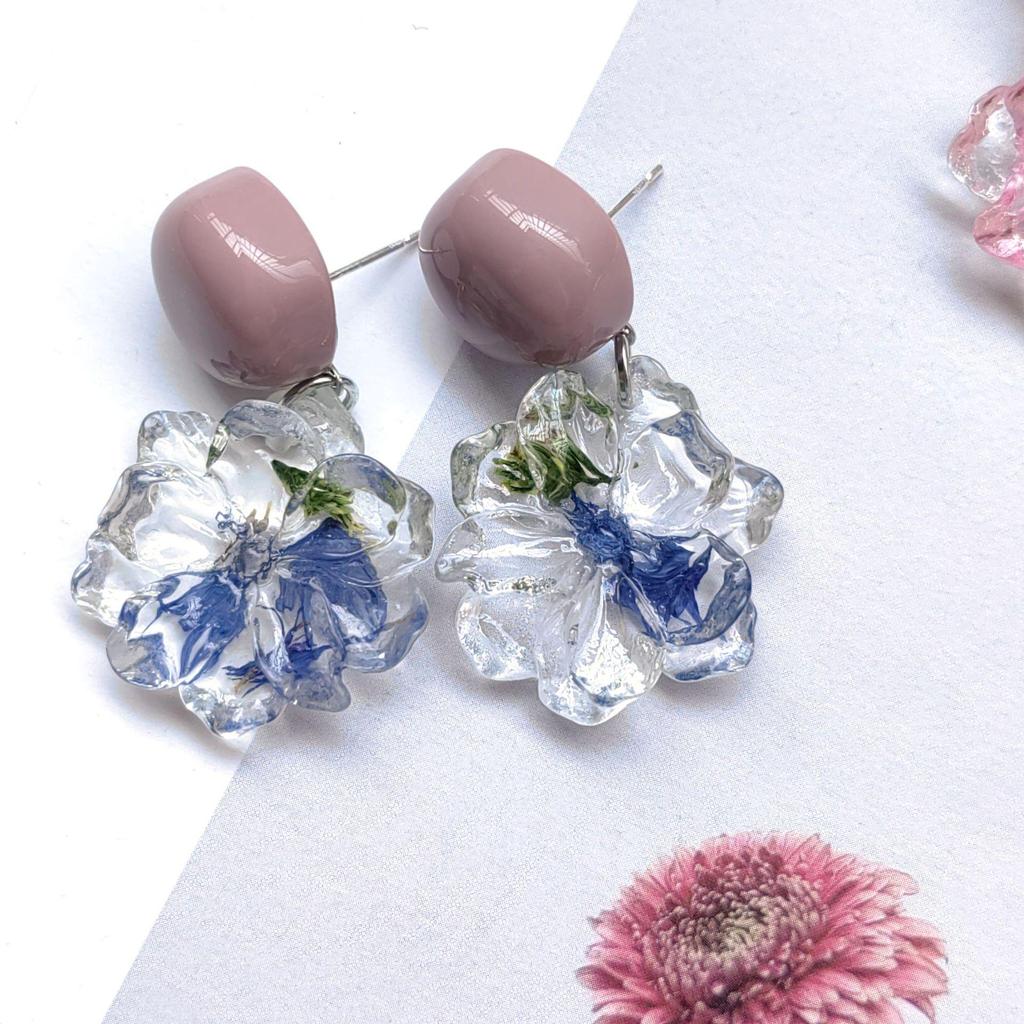 Dried Flower Earrings: Fashionable Cute Preserved Floral Ear Studs