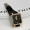 Dropshipping Women Quartz Watch Vintage Small Square Watch Famous Brand Luxury Gift Ladies Clock Red Leather Strap Wristwatches