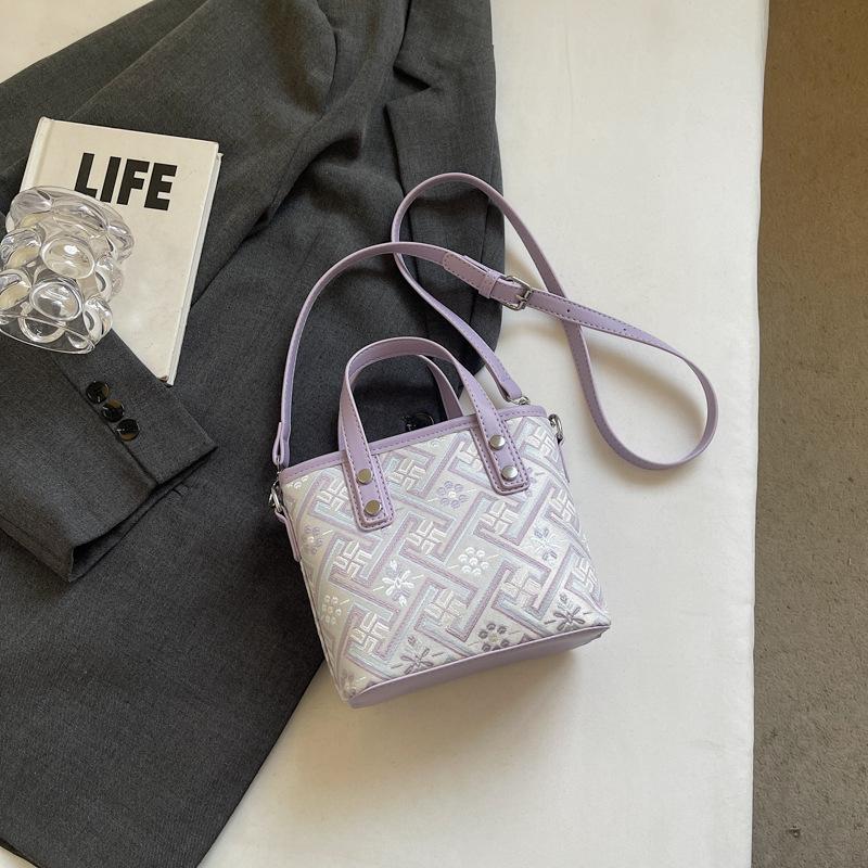 

Летняя популярная маленькая сумка женская 2025 новая мода универсальная на плечо сумка-мессенджер портативная сумка-ведро