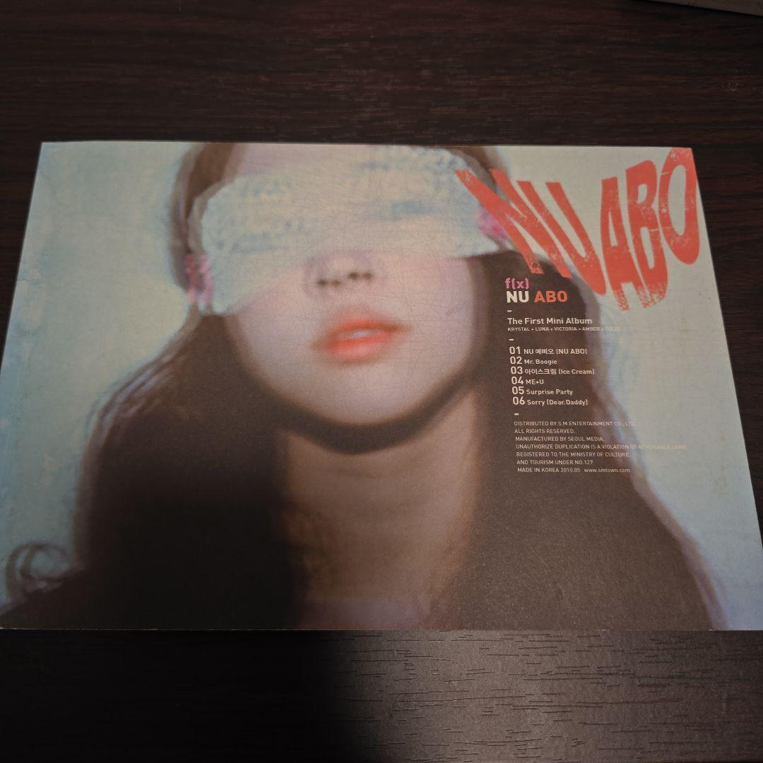 

[USED] f(x) NU ABO album (no trading card)