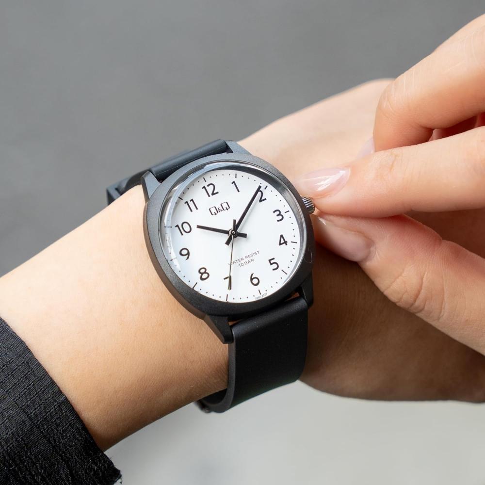 [citizen Q A] Q Q  10 Atm  Waterproof  Lightweight  Easy To Read Dial  Simple  V52a 501vk  Black  2 Black