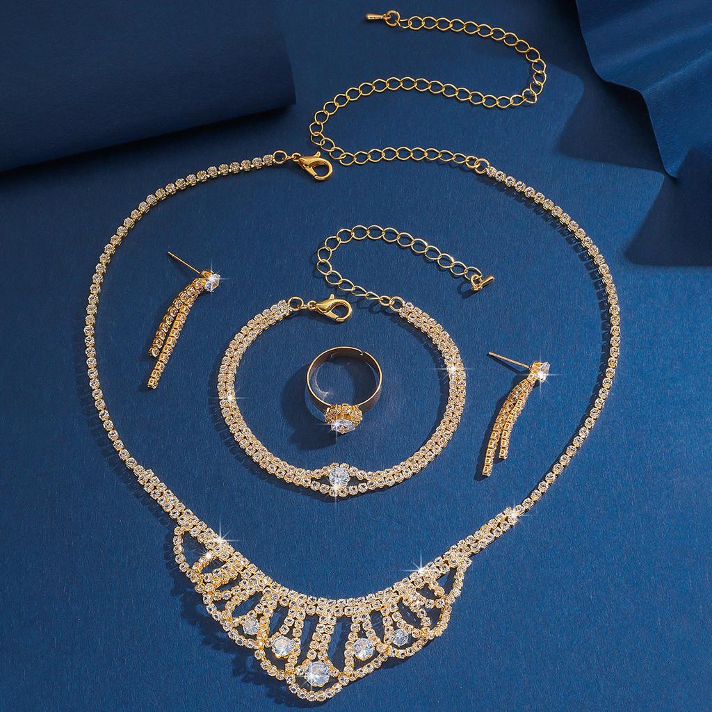 Diamond Jewelry Set Necklace Women'S Premium Accessories Clavicle Chain Super Flash Light Luxury Jewelry Four-Piece Set
