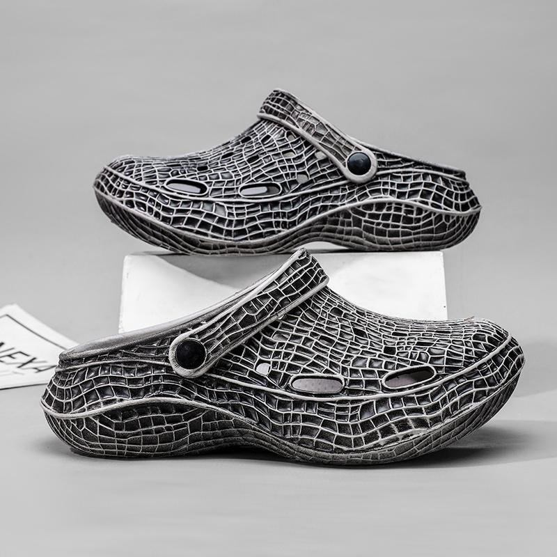 Men Covered Toe EVA Clog Slippers Hollow Summer Beach Garden Pool Shower Slip On Sandals for Casual Outdoor Daily Wear Comfort 36