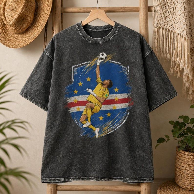 2026 Hot Sale Summer Fashion Trendy Tee Vozinha Holding Cabo Verde Flag Radial Circle Star Vintage Acid Wash Cotton T-shirt