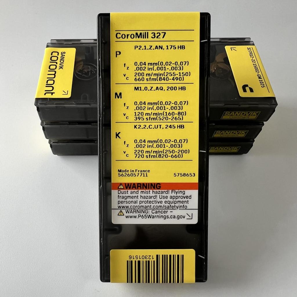 SANDVIK / 327R12-2215002-GM 1025 / Original Swedish hard alloy blade 2 Pcs
