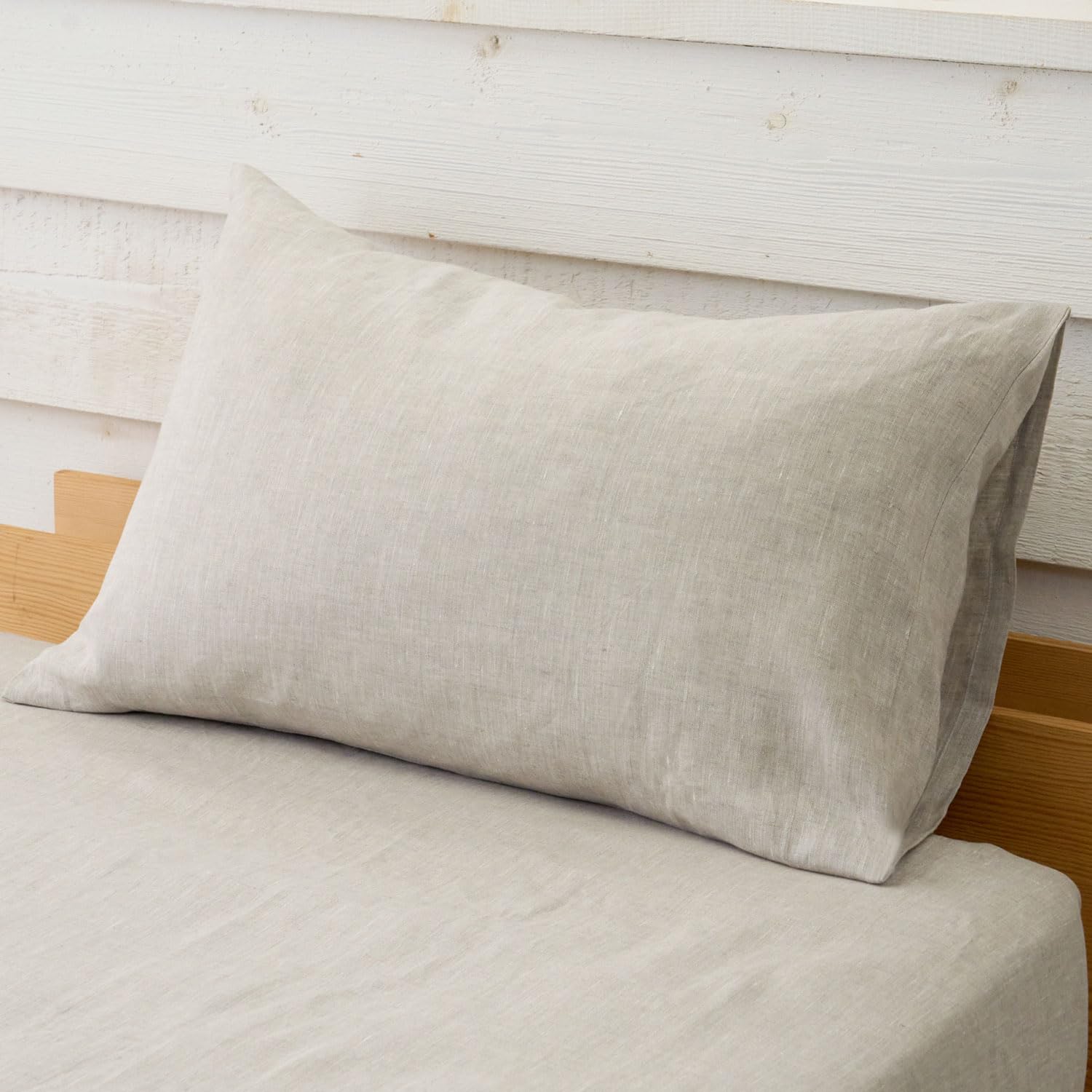 

Cadeauya Linen Fits Easy to Put On and Take Oatmeal Beige Pillowcase, Medium, 43x63cm, Off, Washable, Moisture-Absorbent, Breathable,