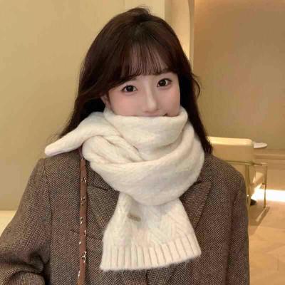 Accessoires – Schals & Tücher