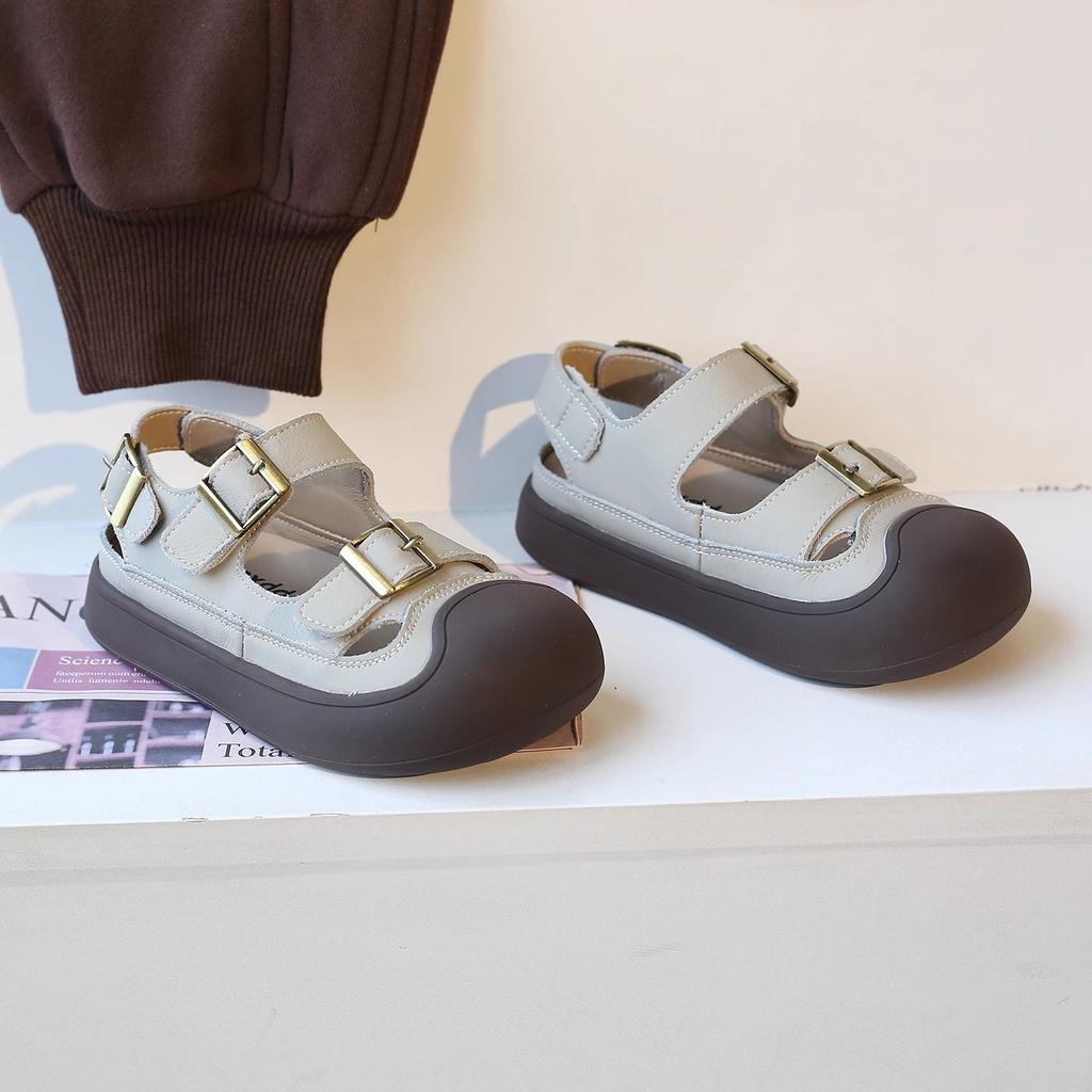 Kids Beach Shoes Toes Capped Anti-kicked Boys Girls Sandals Non-slip Hook&loop 2025 Summer New Children Retro Casual Shoes Soft