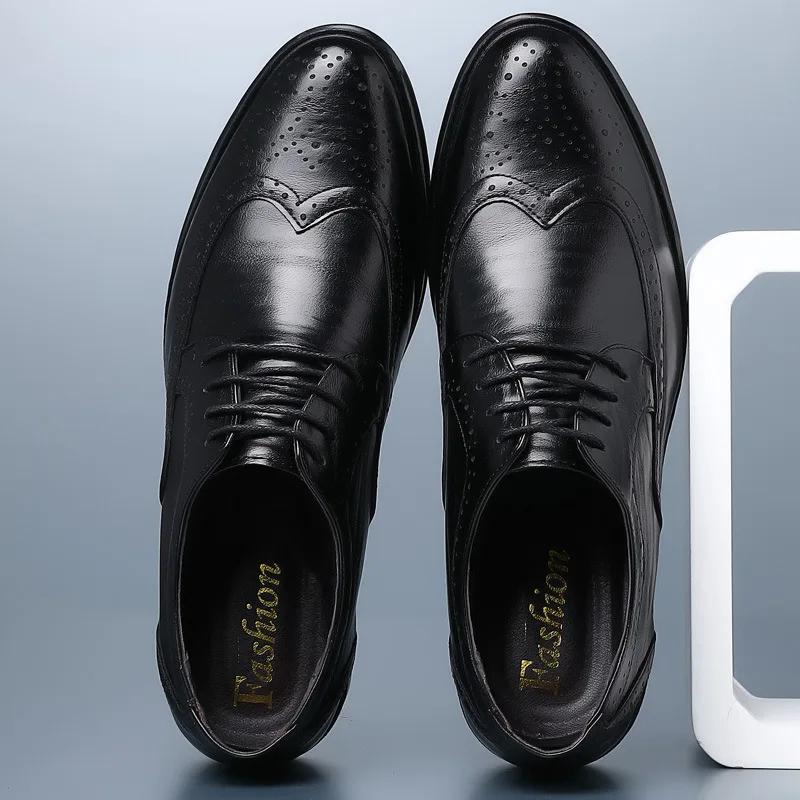 Leather Shoes for Men 2024 New Plus Size Men's Oxford Shoes Business Formal Casual Shoes Pointed British Style Wedding Shoes