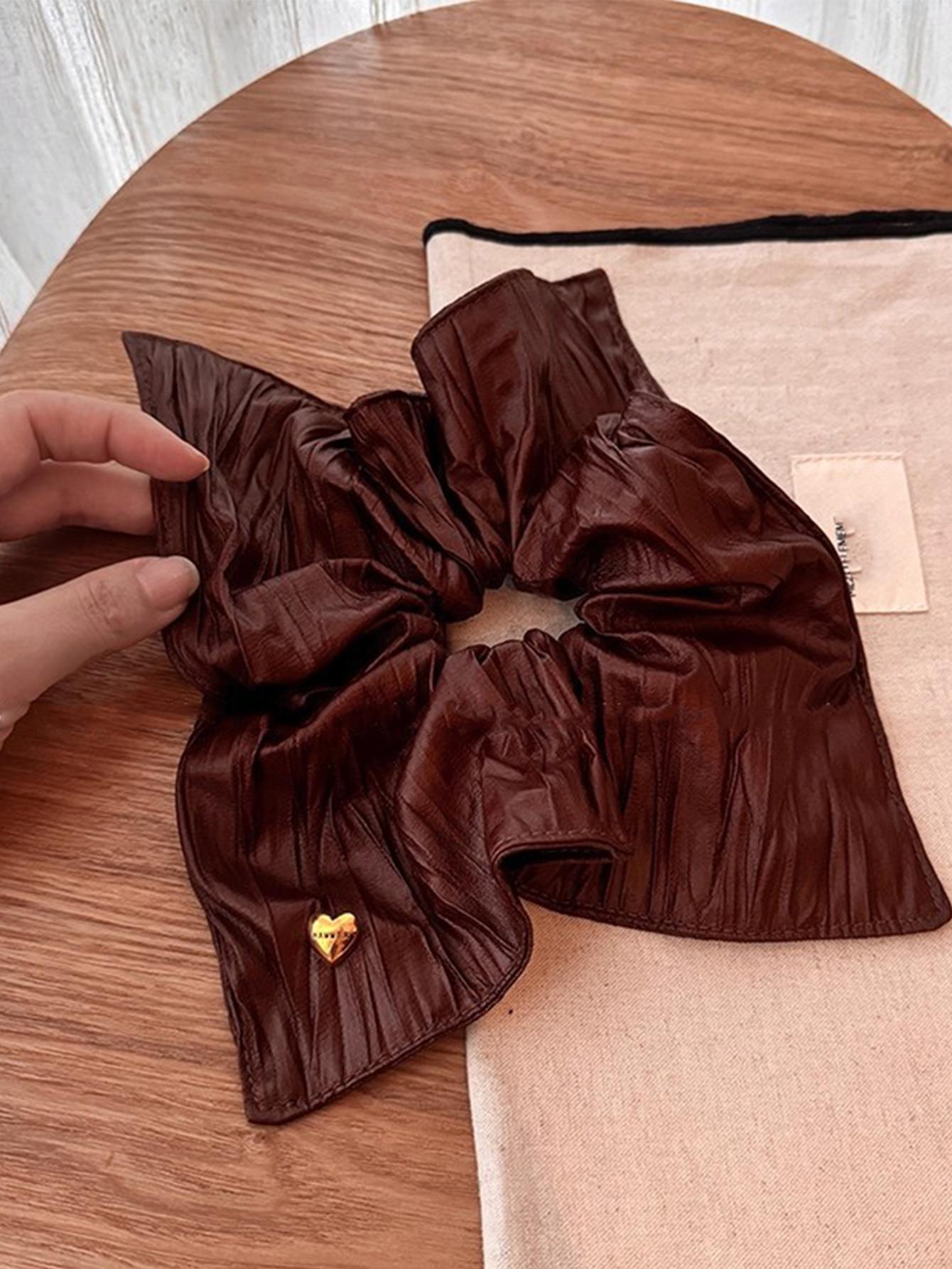 

Ретро Кожаная Повязка на Голову Повседневный Дизайн с Квадратной Металлической Вставкой Высококачественные Эластичные Резинки для Волос для Женщин Девушек Аксессуары для Волос Скранчи