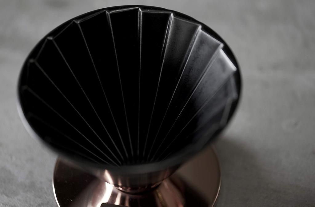 Coffee Dripper Matte Black [Saga PrefectureArita] [Beasty Coffee] A Dripper with an Impressive Combination of Metal