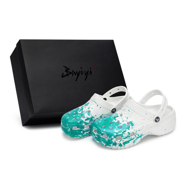 Crocs 811 Manufacture Colourful Live Special Shoe Box Fluid Ink Splash Hole Shoes Unisex White