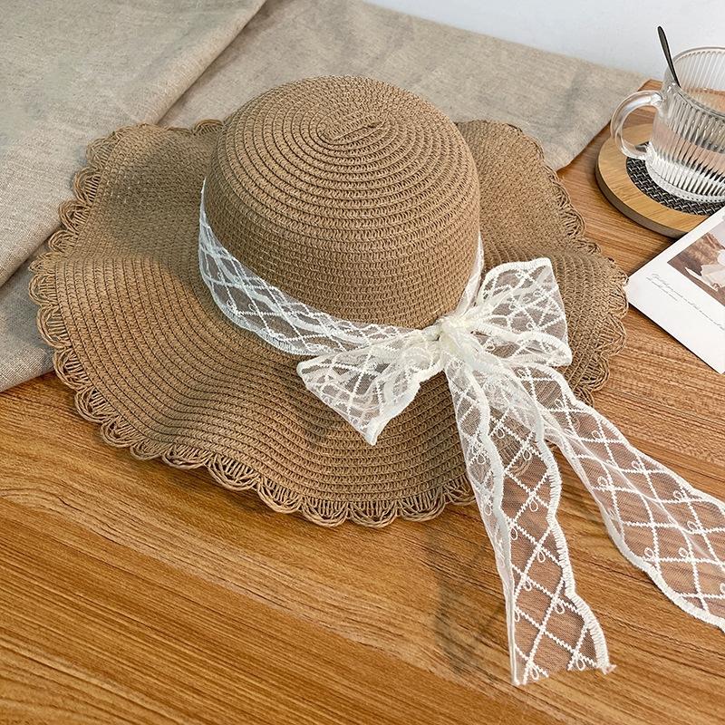 Women's Straw Hat Spring and Summer Lace Bow Large Brim Breathable Foldable Sunshade Caps Beach Cap Sweet Fisherman