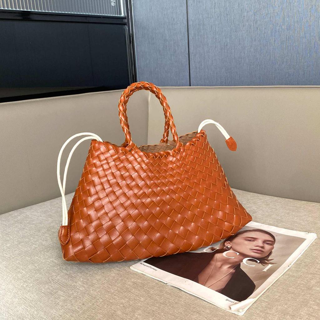 Retro Style Genuine Leather Hand-Woven Basket Handbag - Versatile Women's Bag with Thick Leather Strips