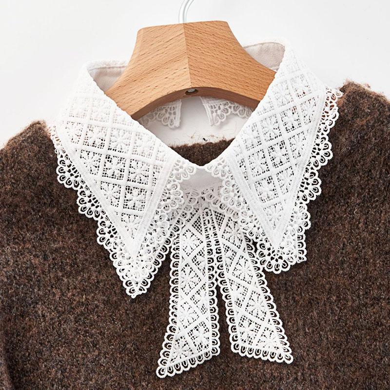 Vintage Embroidery Fake Collar For Women White Lace Hollow False Detachable Collar Lapel Shirt Tie Necklace Clothes Accessory