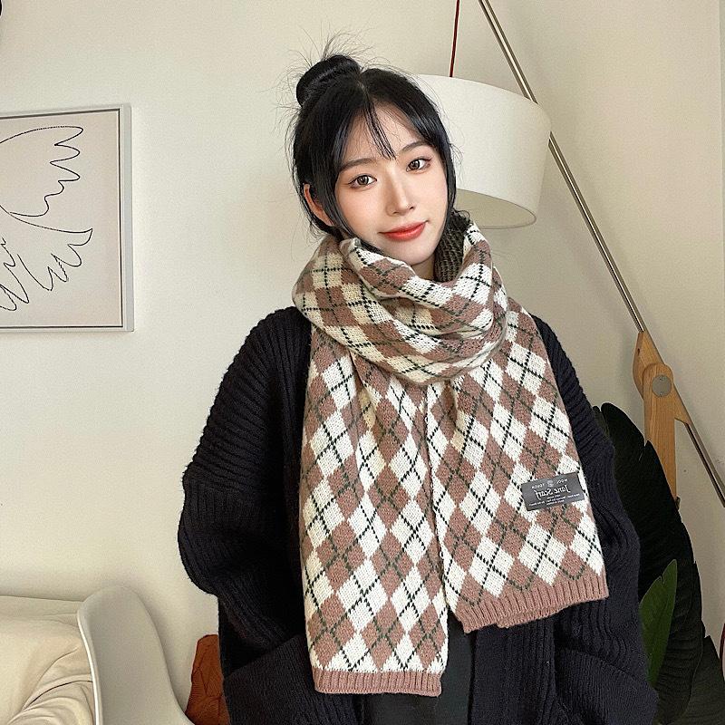 Japanese Rhombus Plaid Knitted Scarf Imitation Cashmere Scarf Square Plaid Thickened Warm Student Fashion Couple Scarf