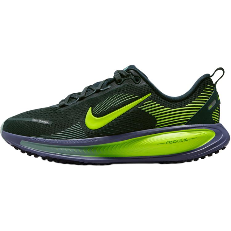 Nike Vomero 18 Comfortable Lightweight Trendy Low-Top Kids Running Shoes Kids Running Shoes Black Green HQ2157-300