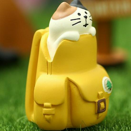 Creative Japanese Zakka Spring Outing: Hedgehog, Reading Cat, Shiba Inu Resin Crafts & Ornaments