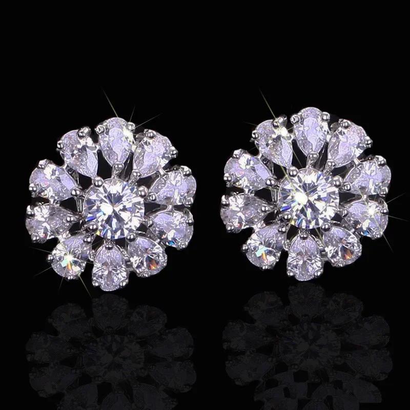 

Huitan Bling Cubic Zirconia Stud Earrings for Women Gorgeous Low-key Wedding Accessories High Quality Round Earring Gift Zircon