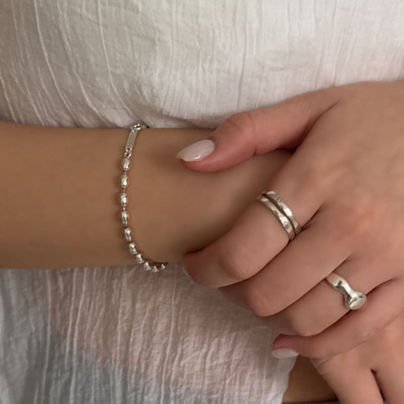 Melliv Volume Egg Ball Chain Bracelet_mvb19