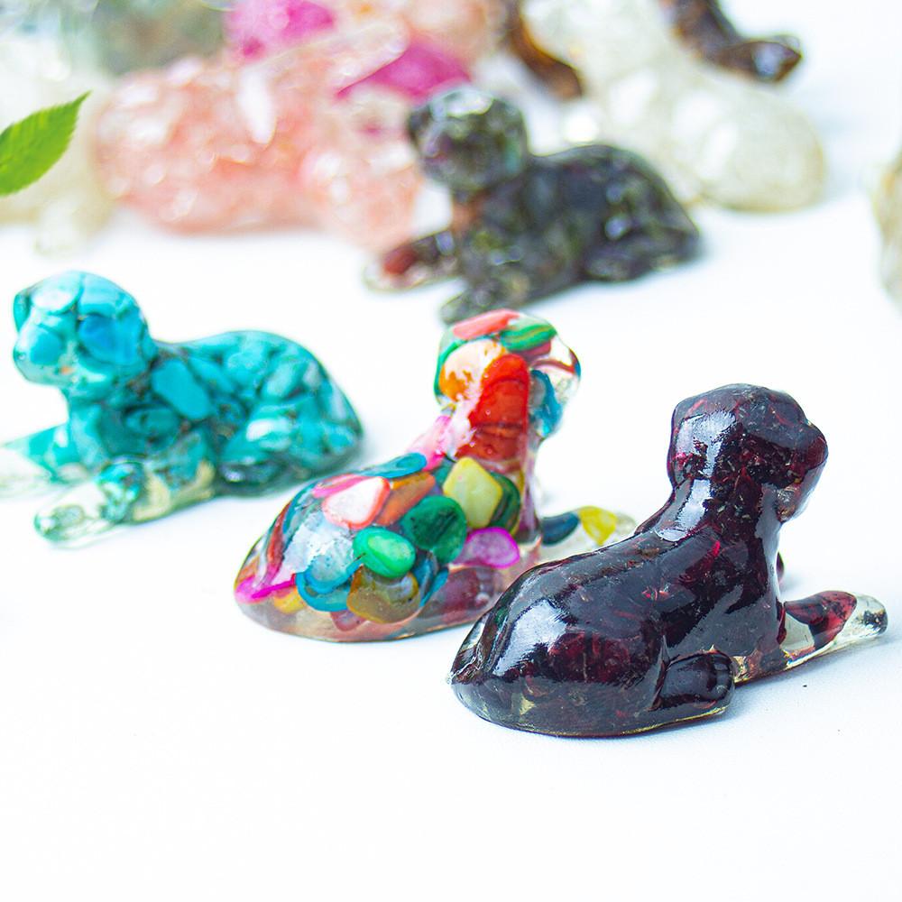 White Crystal Resin Dog Statue With Modern Design For Living Room Decor Gift