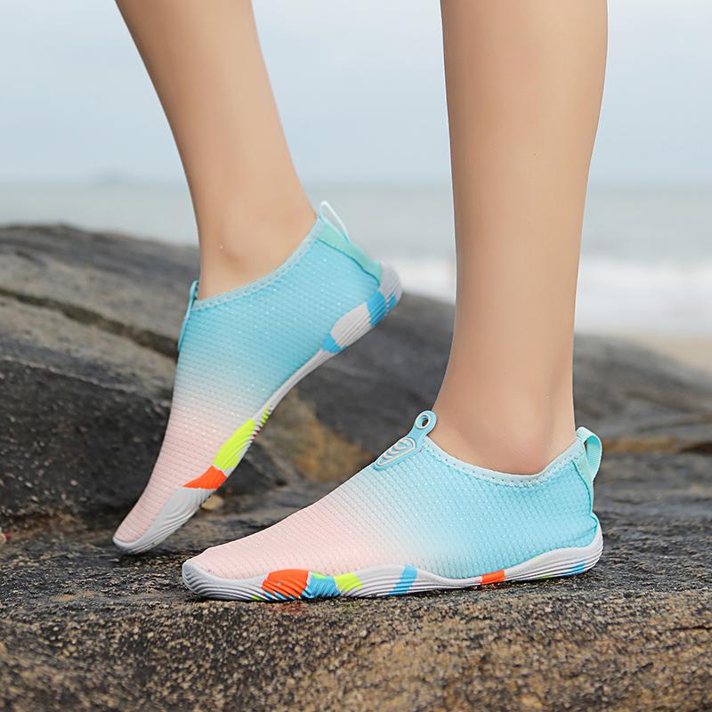 Sapatos unissex para natação, sapatos esportivos aquáticos de verão para mulheres, tênis aquáticos de secagem rápida