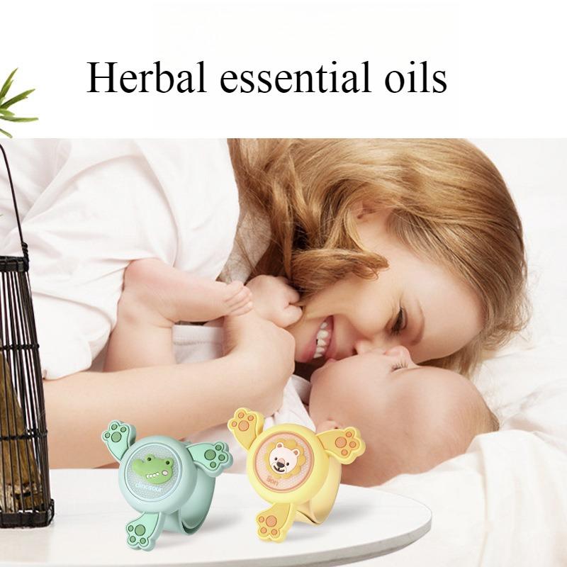 Flash rotating gyroscope children's wristband mosquito repellent watch cartoon illuminated flash mosquito repellent wristband