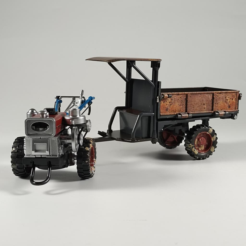 Spary 1:24 Walking Tractor Alloy Diecast Agricultural Tractor Model Sound Light Toy Retro Collection Ornaments Gift for Friends