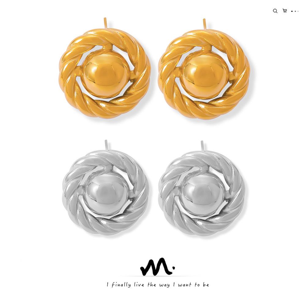 

Retro Gold Plated Geometric Braided Stud Earrings