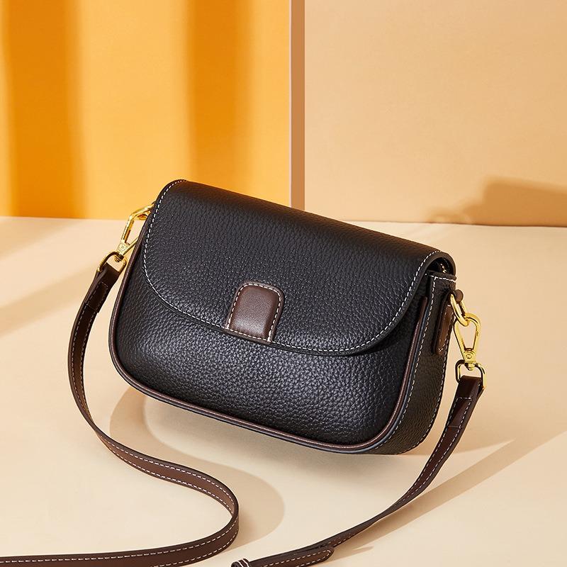 Small Bag Leather New Small Square Bag, Daily Matching Women's Bag Retro Cowhide Shoulder Messenger Bag