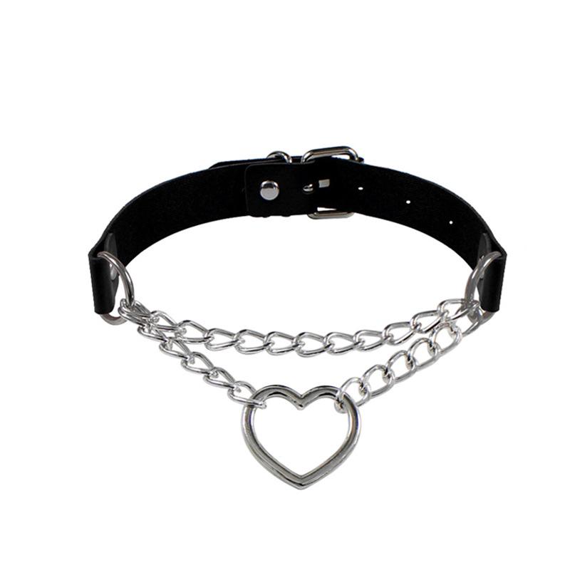 European & American Retro Heart Pendant Leather Choker Necklace - Peach Heart Shape Chain Jewelry