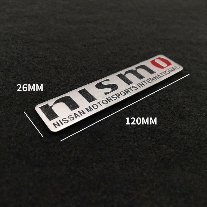 1 Pezzo Adesivi Metallici 3D Decalcomania per Carrozzeria e Bagagliaio Auto Per Nissan Sylphy N7 Teana Qashqai Note Navara Juke GTR 350z Patrol Leaf Tiida Kicks