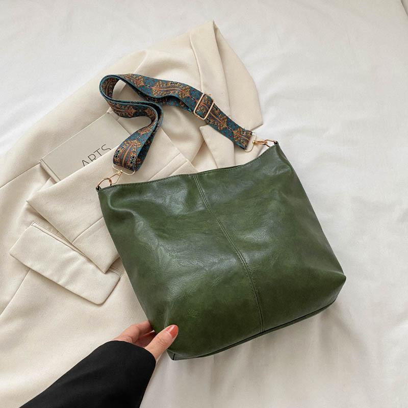 Trendy Retro Casual Pu Shoulder Bucket Bag For Women With Soft Structure Design