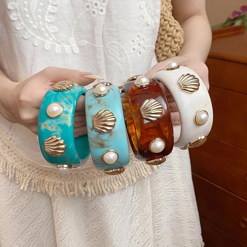 Pearl & Seashell Embedded Cuff Bangles - Ocean Theme Boho Resin Bracelet Trendy Stackable Bracelets for Women