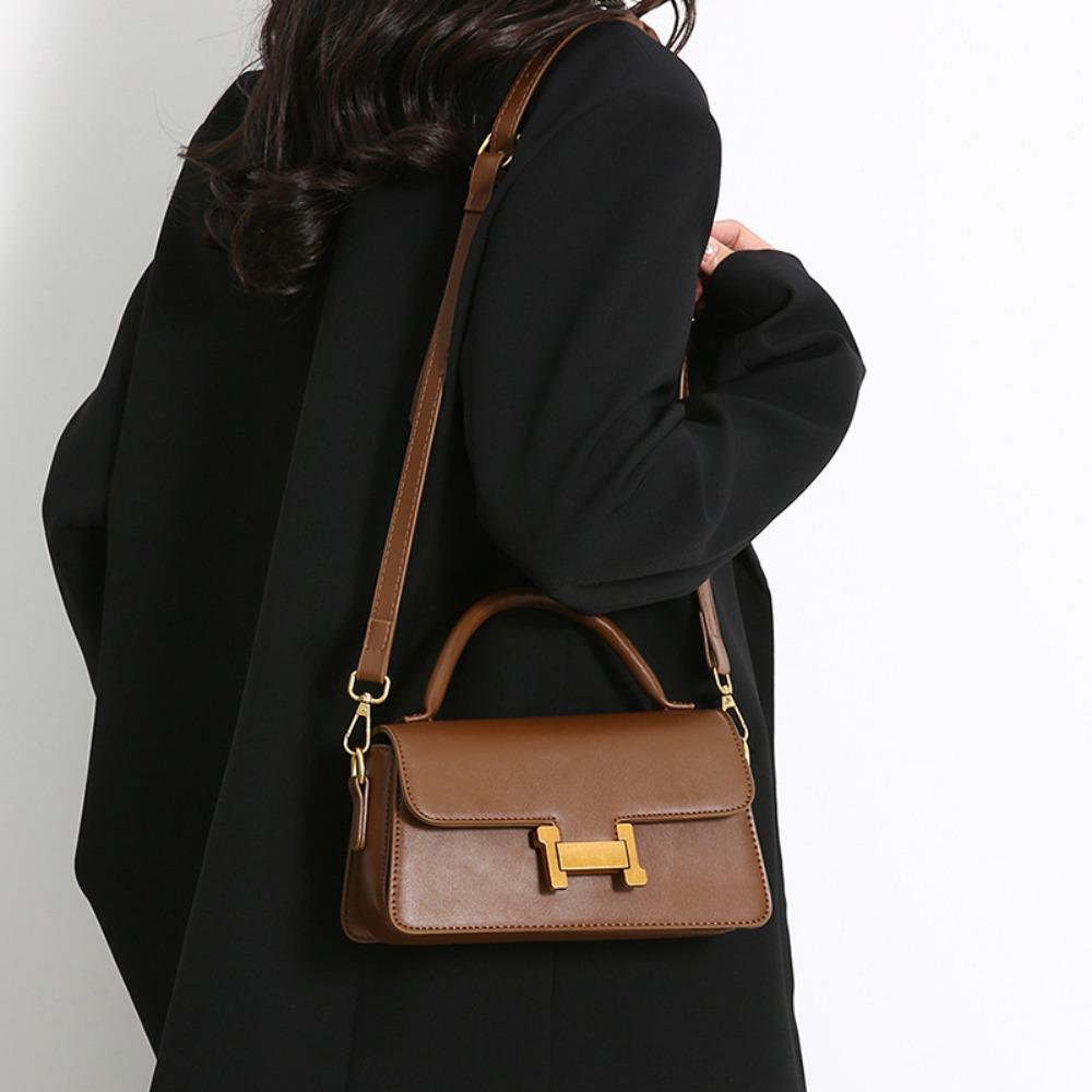Square Bag Female Autumn And Winter New Buckle Fashion Simple Texture Single Shoulder Crossbody Bag This Year'S Popular Handbag