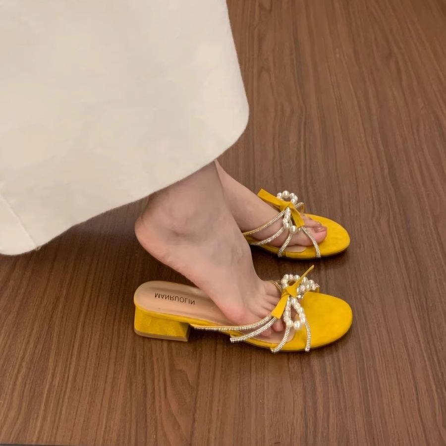Fashion Pearl Bow Open-toe Slippers for Women In Summer, Beautiful Small Round-toe Rhinestone Non-slip Block Heel Sandals
