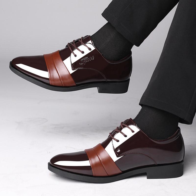 Soziales Schuhwerk für Herren Lässig Business Lackleder Kleiderschuhe Mann Glänzendes Obermaterial Spitzschuh Trend Büro Anzug Schuhe Neu