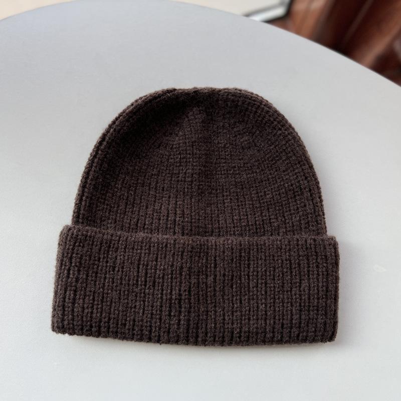 Light board autumn and winter wool hat Korean version warm ear protection cold hat simple pullover hat solid color versatile face small knitted hat